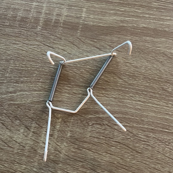 Plate Display Hangers - 5 Hangers - Picture 7 of 10